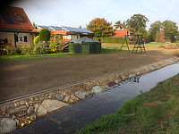Böschungsbefestigung mit Wasserbausteinen